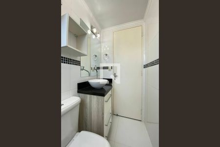 Apartamento para alugar com 43m², 2 quartos e sem vagaBanheiro