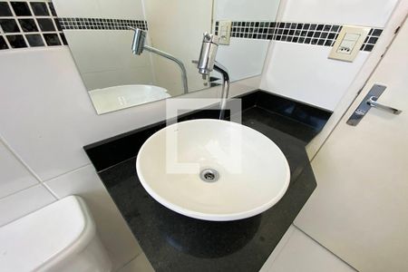 Apartamento para alugar com 43m², 2 quartos e sem vagaBanheiro