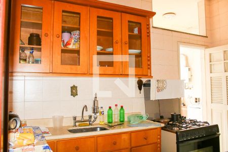 Apartamento à venda com 72m², 2 quartos e sem vagaCozinha