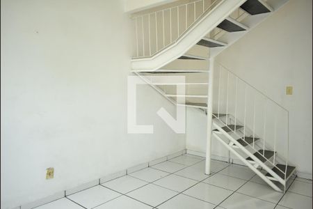 Sala de apartamento para alugar com 2 quartos, 24m² em Campo Grande, Rio de Janeiro