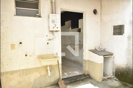 Apartamento para alugar com 24m², 2 quartos e 1 vagaÁrea de Serviço