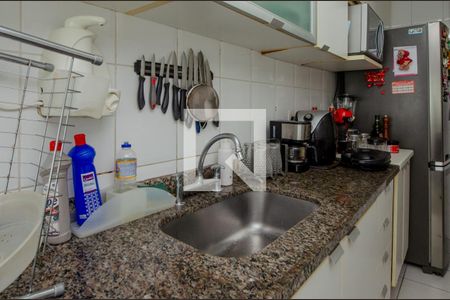 Apartamento à venda com 94m², 2 quartos e 1 vaga Apartamento à venda com 94m², 2 quartos e 1 vagaCozinha e Área de Serviço