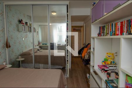 Apartamento à venda com 94m², 2 quartos e 1 vaga Apartamento à venda com 94m², 2 quartos e 1 vagaSuite 1