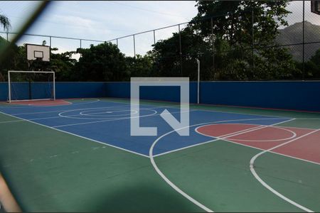 Apartamento à venda com 94m², 2 quartos e 1 vaga Apartamento à venda com 94m², 2 quartos e 1 vagaÁrea comum - quadra