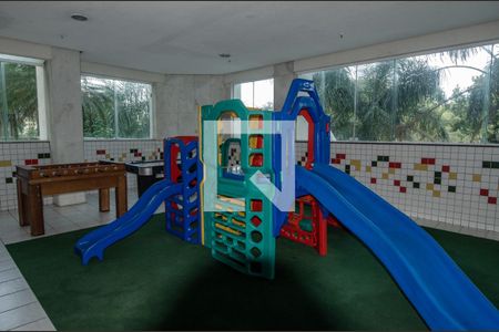 Apartamento à venda com 94m², 2 quartos e 1 vaga Apartamento à venda com 94m², 2 quartos e 1 vagaÁrea comum - Playground