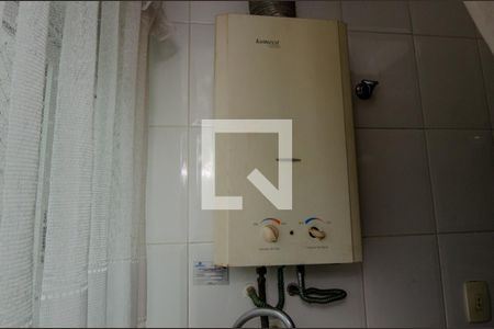 Apartamento à venda com 94m², 2 quartos e 1 vaga Apartamento à venda com 94m², 2 quartos e 1 vagaCozinha e Área de Serviço