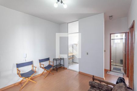 Sala  de apartamento para alugar com 2 quartos, 44m² em São João Batista, Belo Horizonte