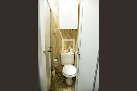 Banheiro de apartamento à venda com 0 quarto, 22m² em Leme, Rio de Janeiro