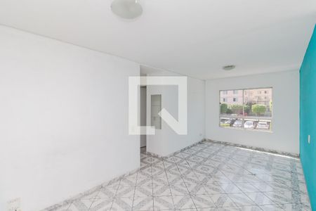 Sala de apartamento para alugar com 2 quartos, 62m² em Jardim Santa Emilia, São Paulo