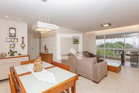 Sala de apartamento à venda com 3 quartos, 137m² em Vila Gumercindo, São Paulo