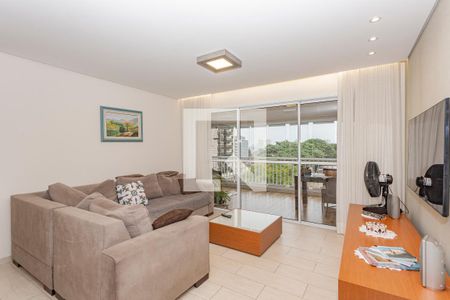 Sala de apartamento à venda com 3 quartos, 137m² em Vila Gumercindo, São Paulo