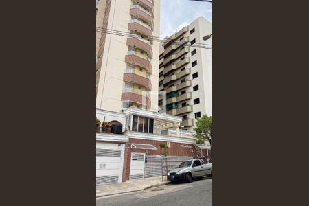 Apartamento à venda com 120m², 3 quartos e 3 vagasFachada