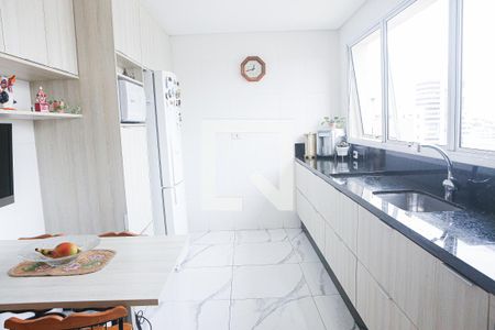 Apartamento à venda com 120m², 3 quartos e 3 vagasCozinha