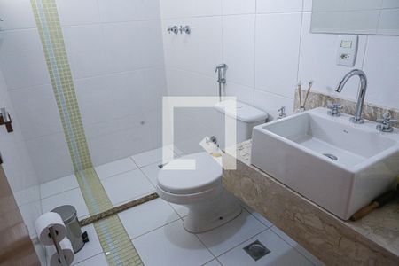 Apartamento à venda com 120m², 3 quartos e 3 vagasBanheiro Suite 3