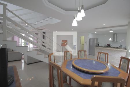 Sala 1 de casa de condomínio à venda com 3 quartos, 230m² em Sarandi, Porto Alegre