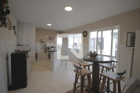 Casa de condomínio à venda com 230m², 3 quartos e 5 vagasÁrea comum - Churrasqueira