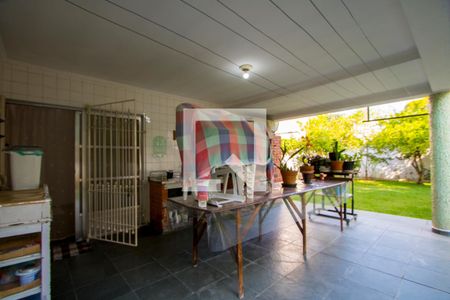 Casa à venda com 330m², 3 quartos e 3 vagasEspaço gourmet