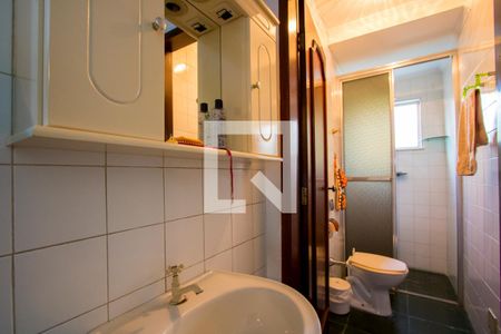 Casa à venda com 330m², 3 quartos e 3 vagasBanheiro de serviço