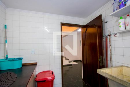 Casa à venda com 330m², 3 quartos e 3 vagasÁrea de serviço