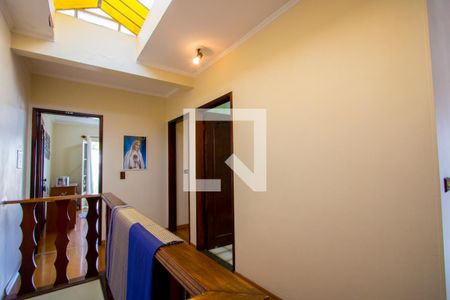 Casa à venda com 330m², 3 quartos e 3 vagasCorredor - Superior