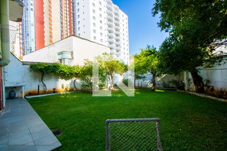 Casa à venda com 330m², 3 quartos e 3 vagasQuintal