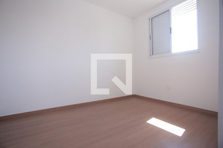 Apartamento à venda com 76m², 3 quartos e 2 vagasQuarto  1