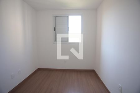 Apartamento à venda com 76m², 3 quartos e 2 vagasQuarto 3
