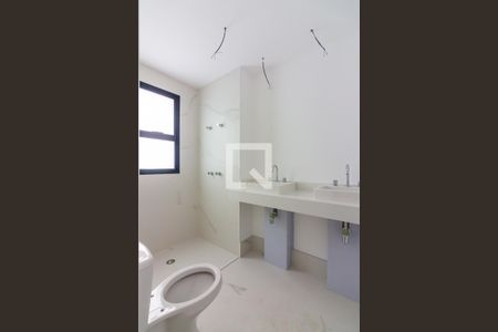 Apartamento à venda com 183m², 3 quartos e 4 vagasBanheiro da Suíte 3