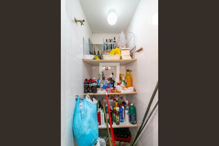 Apartamento para alugar com 97m², 3 quartos e 1 vaga Apartamento para alugar com 97m², 3 quartos e 1 vagaCozinha e Área de Serviço
