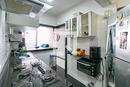 Apartamento para alugar com 97m², 3 quartos e 1 vaga Apartamento para alugar com 97m², 3 quartos e 1 vagaCozinha e Área de Serviço