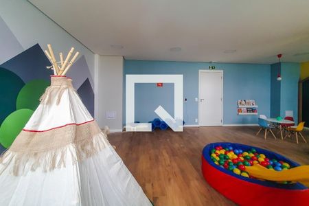 Apartamento para alugar com 37m², 2 quartos e sem vagaÁrea comum