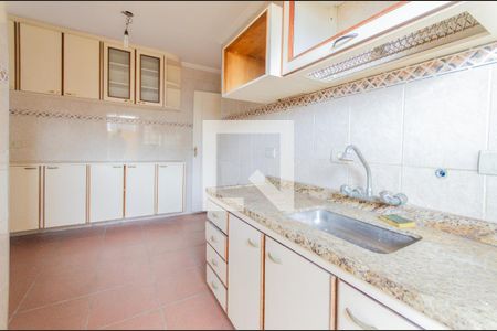 Casa à venda com 340m², 5 quartos e 2 vagasCozinha 1