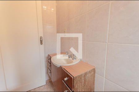 Casa à venda com 340m², 5 quartos e 2 vagasBanheiro Suite 1