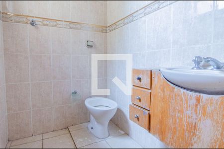 Casa à venda com 340m², 5 quartos e 2 vagasBanheiro de Suite 2