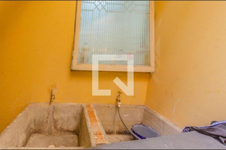 Casa à venda com 340m², 5 quartos e 2 vagasÁrea de Serviço 2