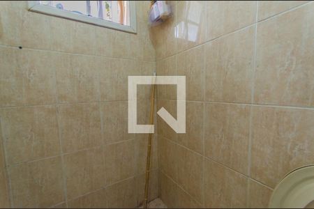 Casa à venda com 340m², 5 quartos e 2 vagasBanheiro 4