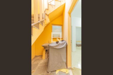 Casa à venda com 340m², 5 quartos e 2 vagasÁrea de Serviço 2