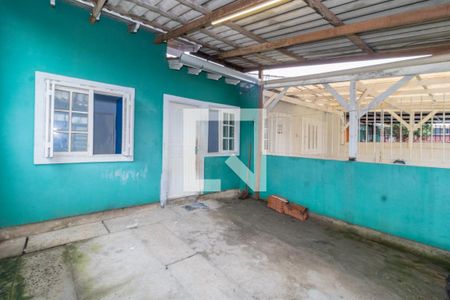 Casa à venda com 100m², 2 quartos e 2 vagasQuintal