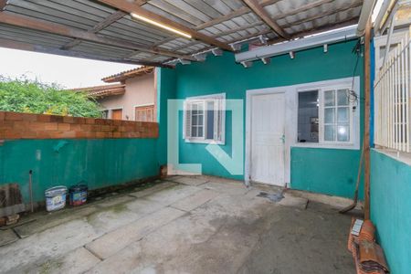 Casa à venda com 100m², 2 quartos e 2 vagasQuintal