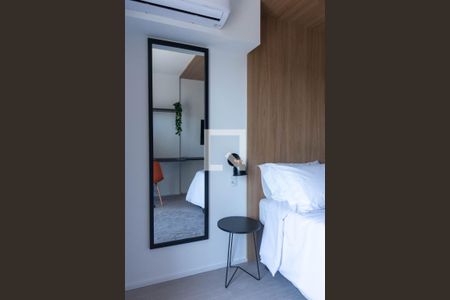 Quarto de kitnet/studio para alugar com 1 quarto, 30m² em Pinheiros, São Paulo