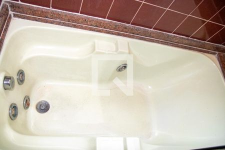 Casa à venda com 300m², 4 quartos e 3 vagasBanheiro do Quarto 4