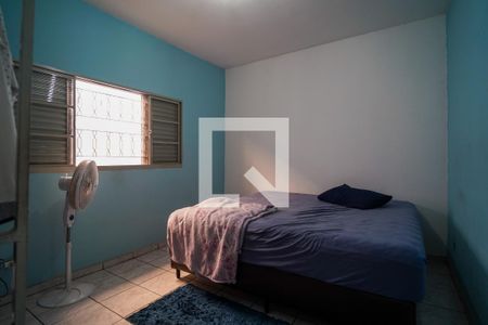 Quarto de casa para alugar com 2 quartos, 80m² em Jardim Santo Amaro, Sorocaba
