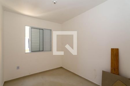 Quarto 2 de apartamento para alugar com 2 quartos, 42m² em Jardim Silvestre, Guarulhos