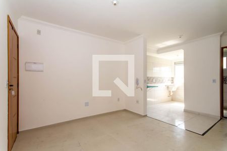 Sala de apartamento para alugar com 2 quartos, 42m² em Jardim Silvestre, Guarulhos