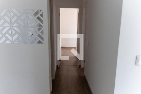 Corredor de apartamento à venda com 2 quartos, 60m² em Vila Osasco, Osasco