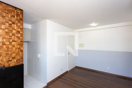 Sala de apartamento à venda com 2 quartos, 43m² em Canhema, Diadema