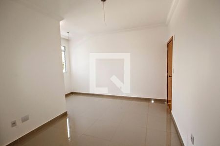 Sala de apartamento à venda com 3 quartos, 80m² em Riacho das Pedras, Contagem