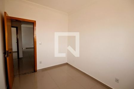 Apartamento à venda com 80m², 3 quartos e 1 vagaQuarto 2