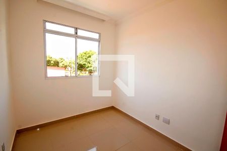 Apartamento à venda com 80m², 3 quartos e 1 vagaQuarto 2