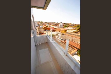 Apartamento à venda com 80m², 3 quartos e 1 vagavaranda